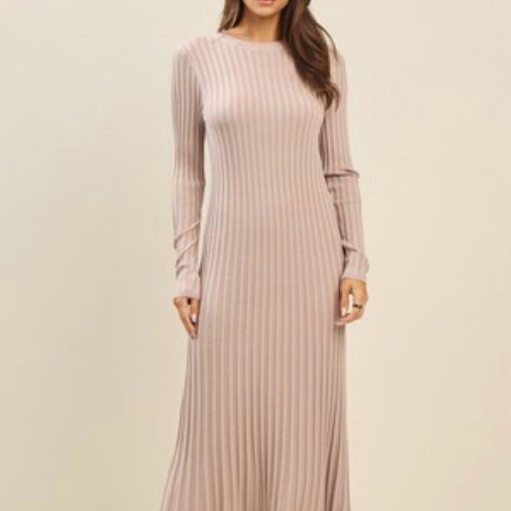 NWT Ribbed Knit Maxi Sweater Dress